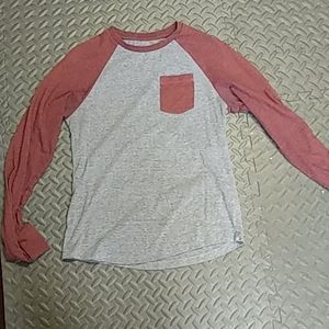 Raglan T-shirt